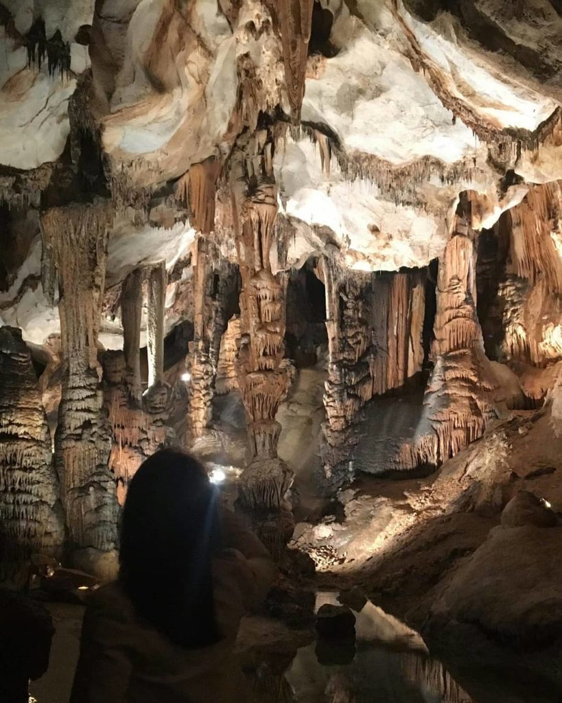 Visite de la grotte de Limousis près de Carcassonne dans l'Aude