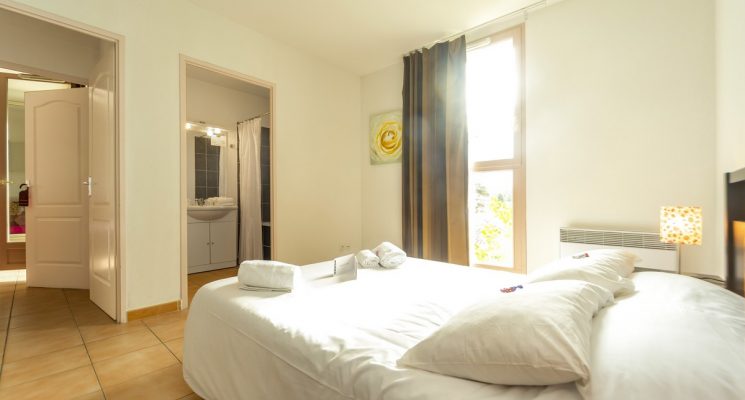 residence-cerise-carcassonne-sud-appartement-4-personnes-lit-double-2015-XC–2-